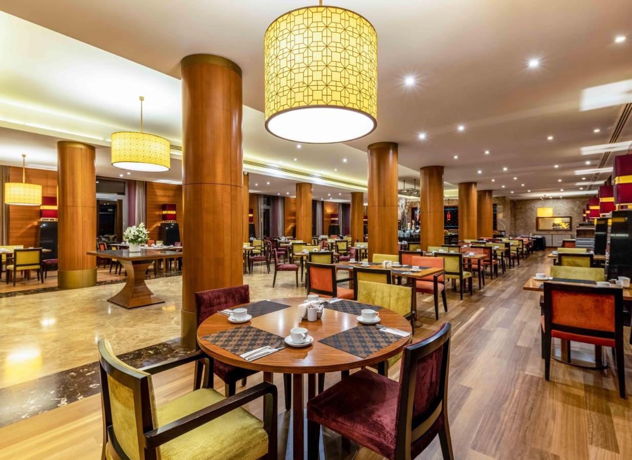 Hotel Celik Palas Convention Center & Thermal Spa Bursa Ngoại thất bức ảnh The restaurant