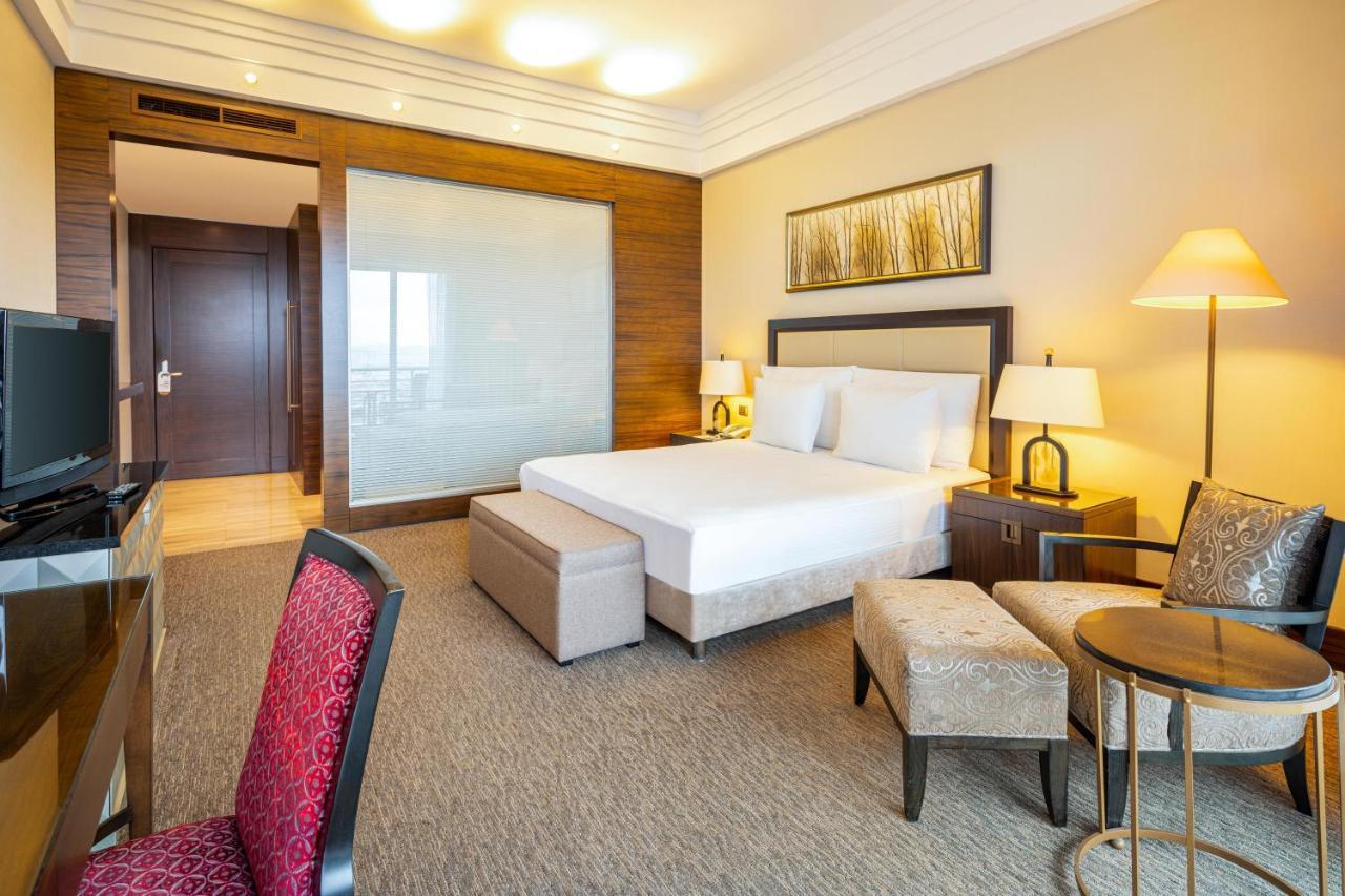 Hotel Celik Palas Convention Center & Thermal Spa Bursa Ngoại thất bức ảnh A bedroom at the hotel