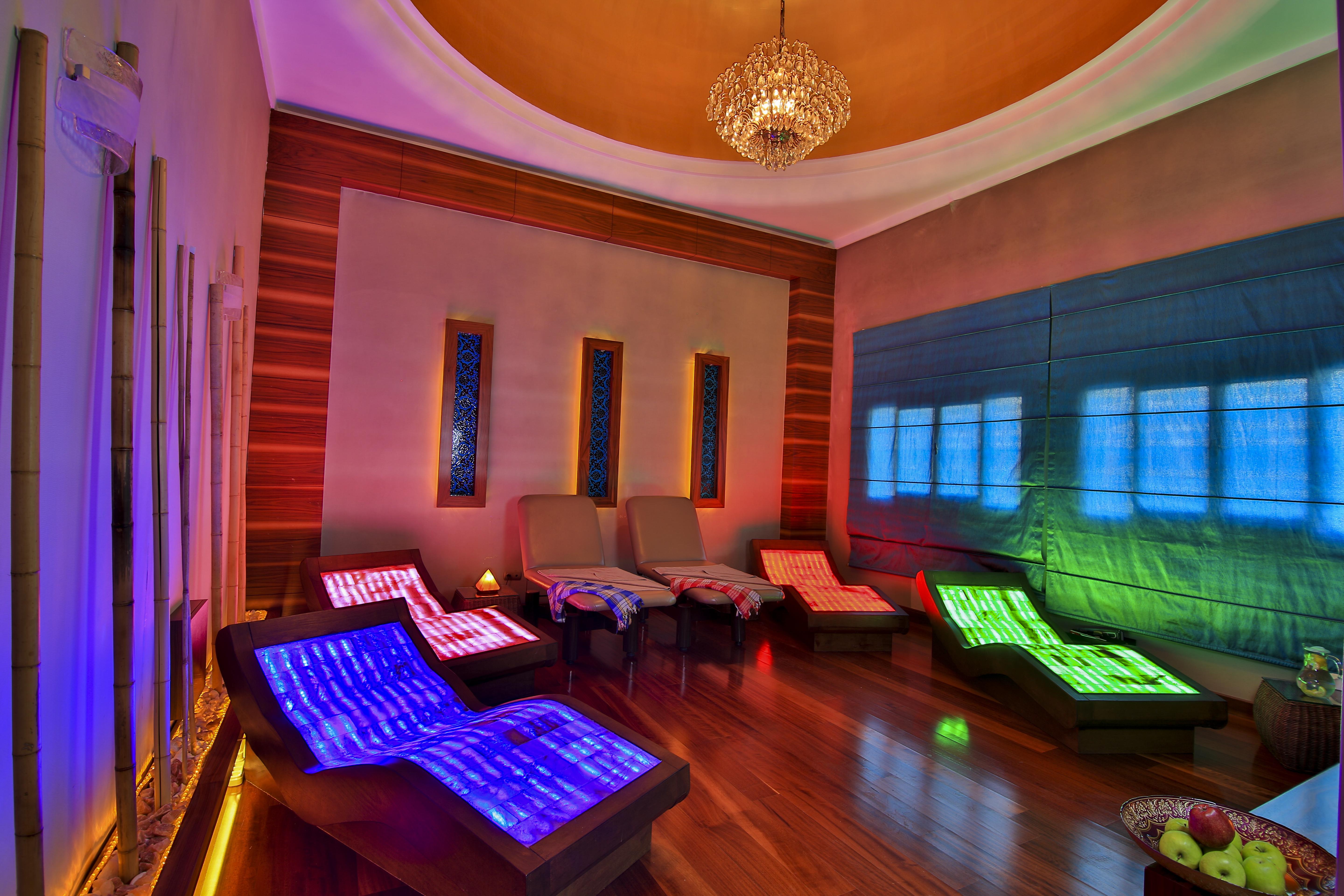 Hotel Celik Palas Convention Center & Thermal Spa Bursa Ngoại thất bức ảnh A spa at the Taj Mahal Palace, Mumbai, India